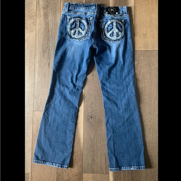 Mid Rise Boot Cut Miss Me Jeans - Picture 2 of 13